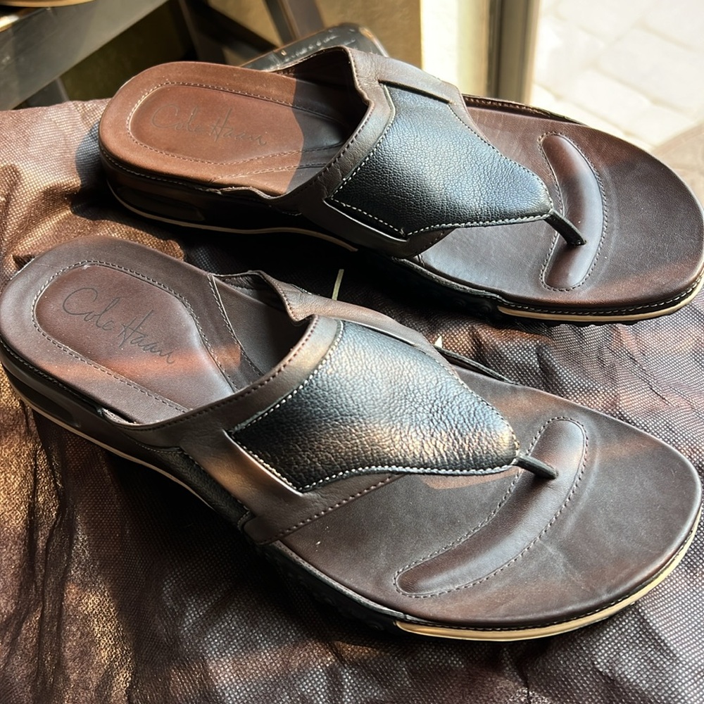 Cole Haan men’s leather dressy flip flops with Nike air  sole. Men’s 9 1/2 - Picture 2 of 10